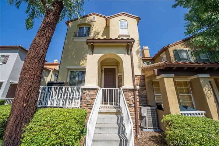 28209 Canterbury Court, Valencia, California 91354