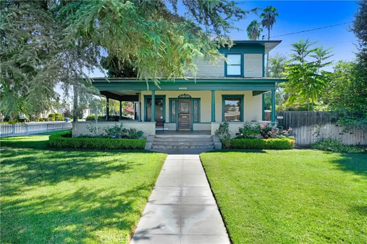 6608 Palm Avenue, Riverside, California 92506