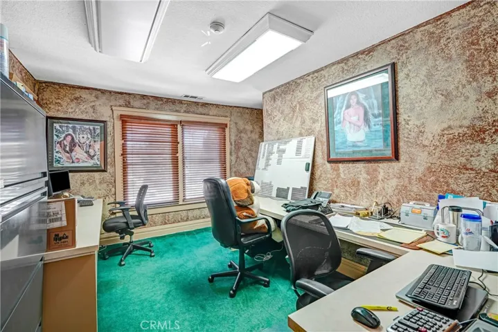 6608 Palm Avenue, Riverside, California 92506