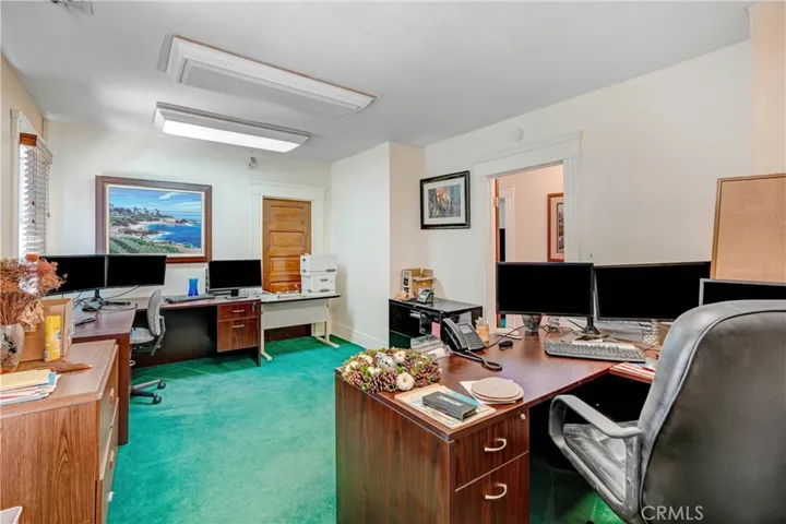 6608 Palm Avenue, Riverside, California 92506
