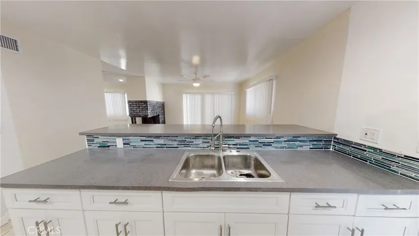3905 N Lugo Avenue, San Bernardino, California 92404