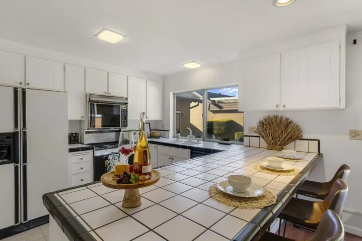 2018 Abbey Lane, Campbell, California 95008