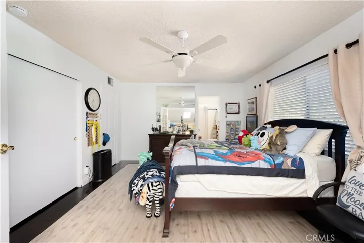 28329 Mount Stephen Avenue, Canyon Country, California 91387