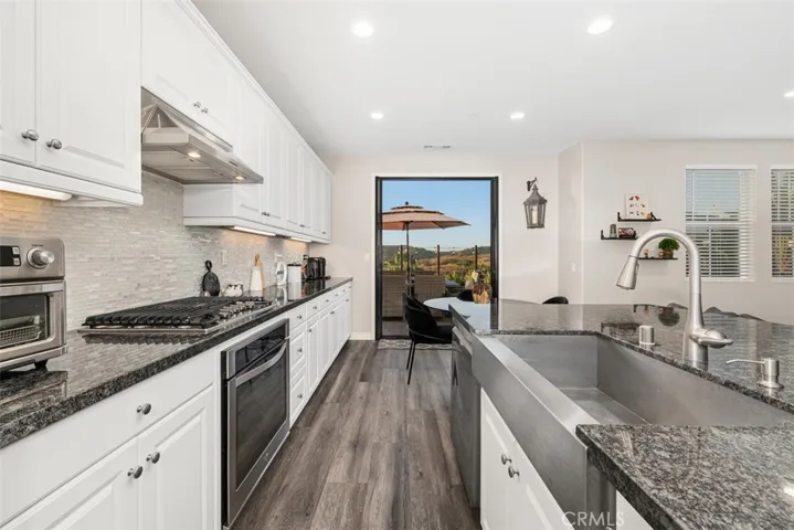 576 Escenico, Lake Forest, California 92630