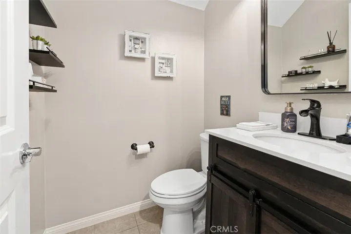 576 Escenico, Lake Forest, California 92630