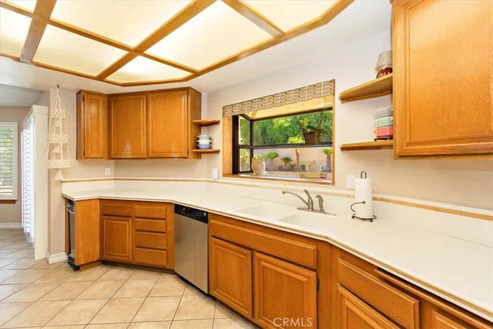 7060 Edgewild Drive, Riverside, California 92506