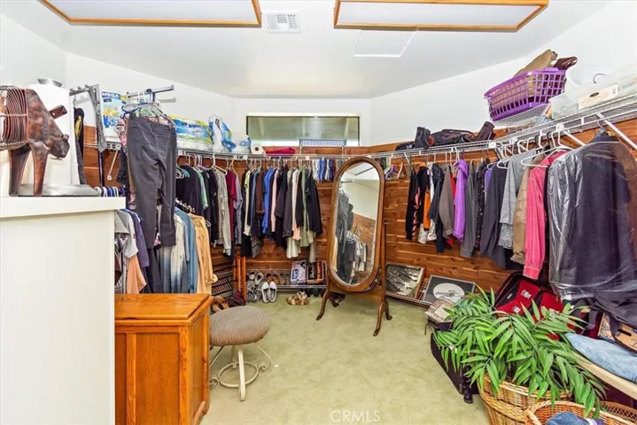 7060 Edgewild Drive, Riverside, California 92506