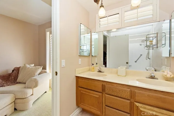 7060 Edgewild Drive, Riverside, California 92506