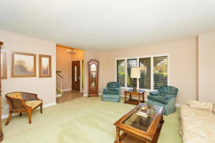 7060 Edgewild Drive, Riverside, California 92506