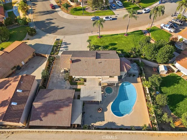 7060 Edgewild Drive, Riverside, California 92506
