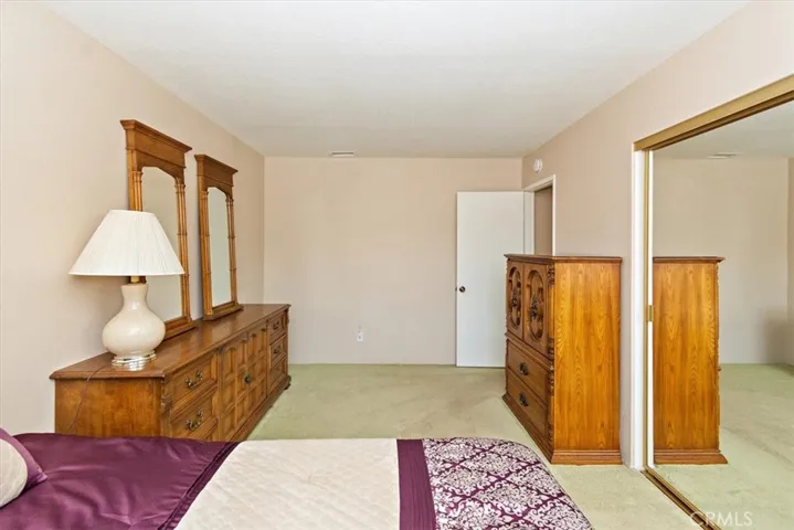 7060 Edgewild Drive, Riverside, California 92506