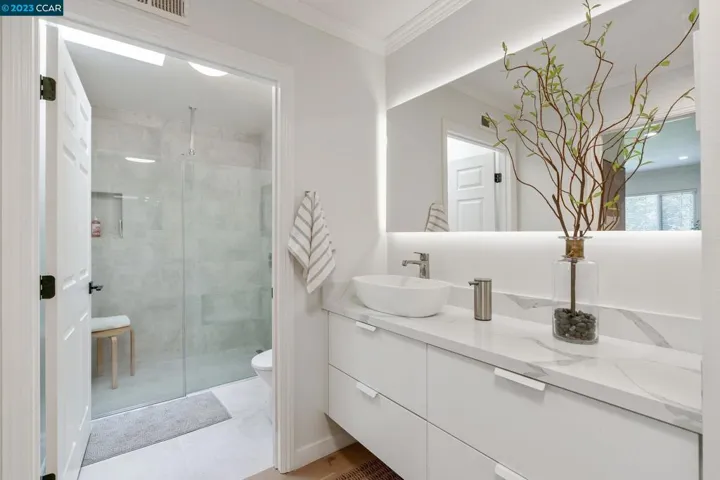 2117 Tice Creek Dr Unit 2, Walnut Creek, California 94595