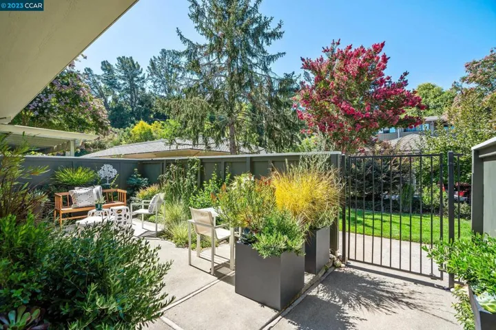 2117 Tice Creek Dr Unit 2, Walnut Creek, California 94595