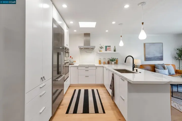 2117 Tice Creek Dr Unit 2, Walnut Creek, California 94595