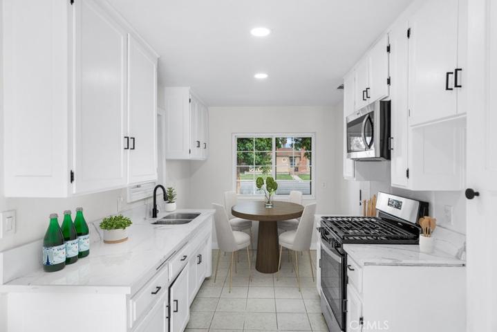 725 S Valinda Avenue, West Covina, California 91790