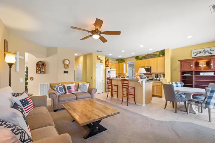 LIVING ROOM CONT