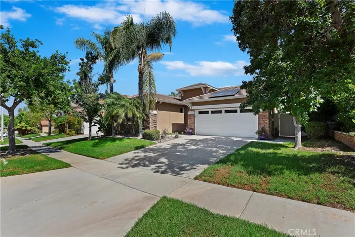 3159 Hannover Street, Corona, California 92882