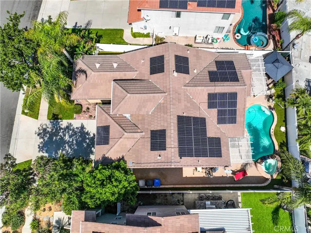 3159 Hannover Street, Corona, California 92882
