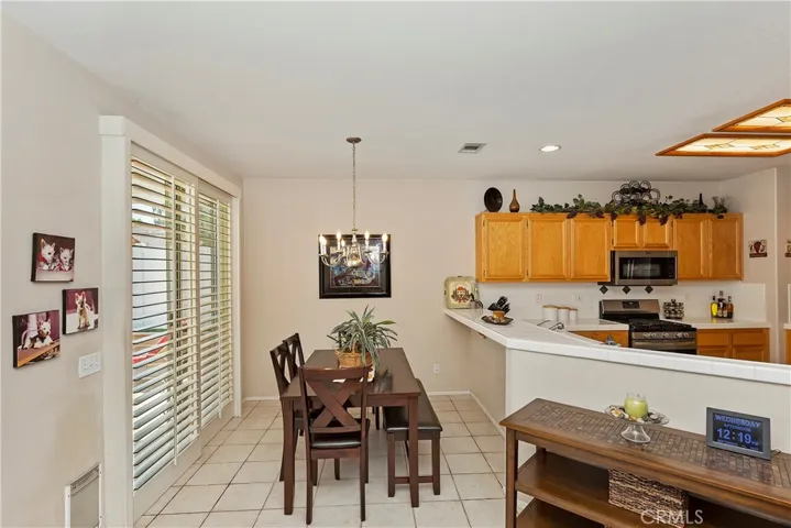 3159 Hannover Street, Corona, California 92882