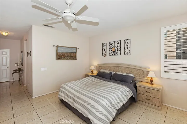 3159 Hannover Street, Corona, California 92882
