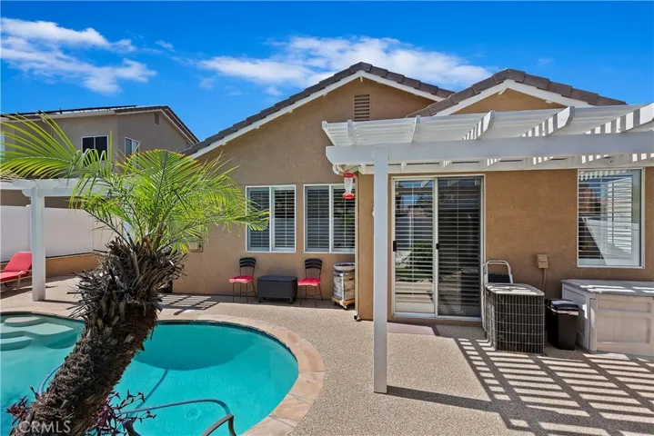 3159 Hannover Street, Corona, California 92882
