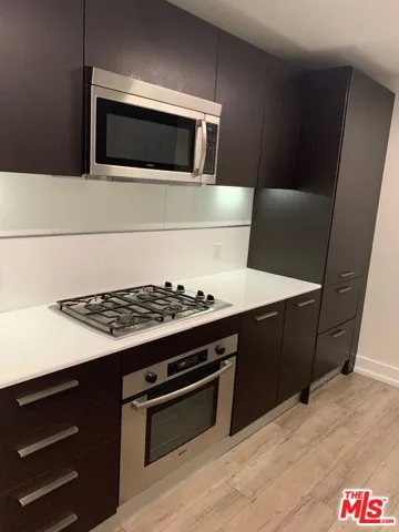 727 W 7th Street Unit 719, Los Angeles, California 90017