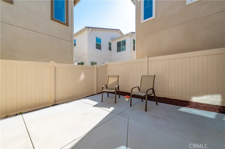 17 Country Glen, Pomona, California 91766