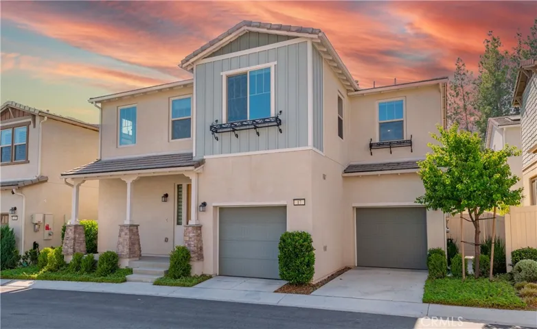 17 Country Glen, Pomona, California 91766
