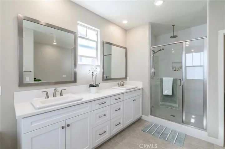 17 Country Glen, Pomona, California 91766