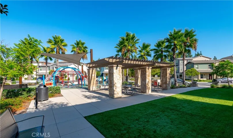 17 Country Glen, Pomona, California 91766