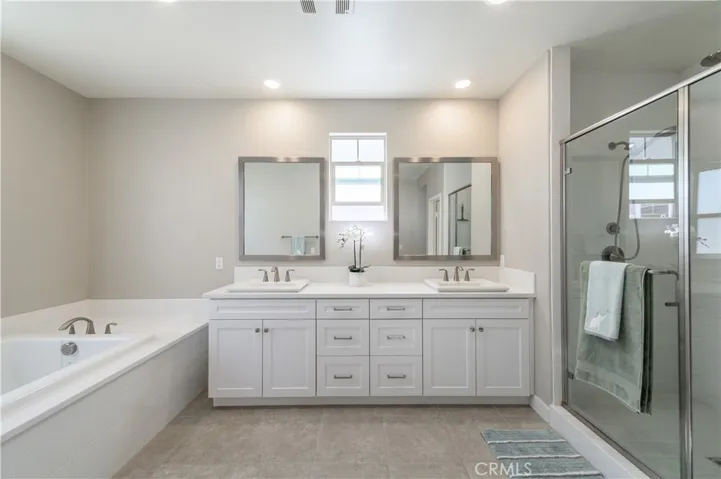 17 Country Glen, Pomona, California 91766