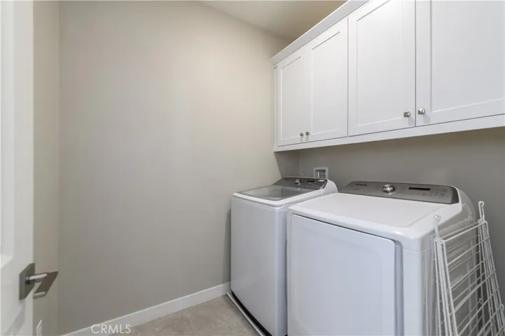 17 Country Glen, Pomona, California 91766