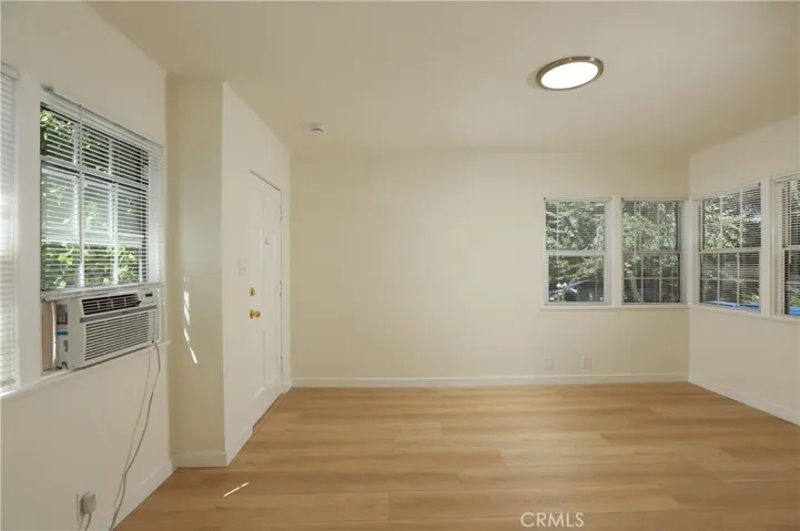 14446 Dickens Street, Sherman Oaks, California 91423