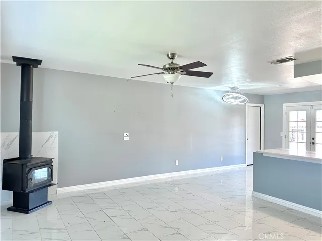 10915 Merino Avenue, Apple Valley, California 92308