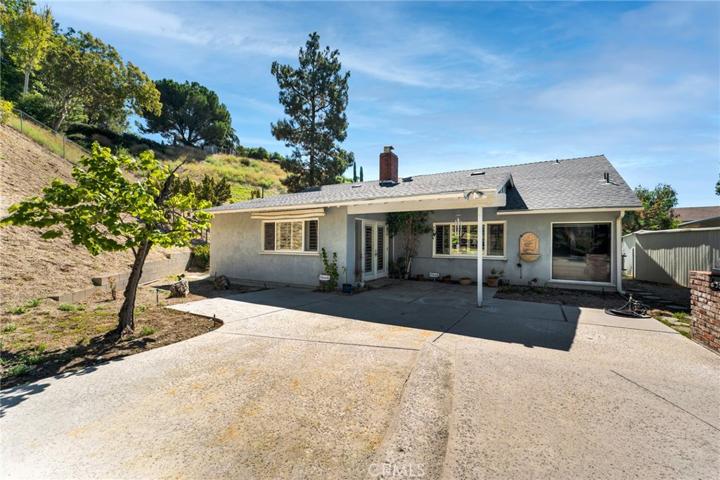 7179 Rivol Road, West Hills, California 91307