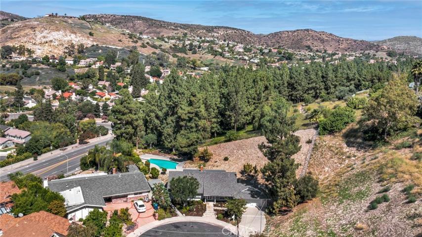 7179 Rivol Road, West Hills, California 91307