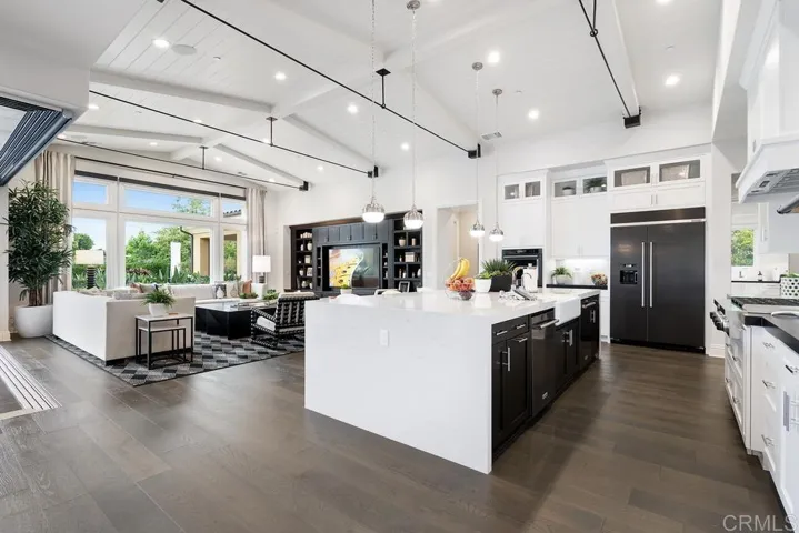 15527 Artesian Ridge Rd., San Diego, California 92127