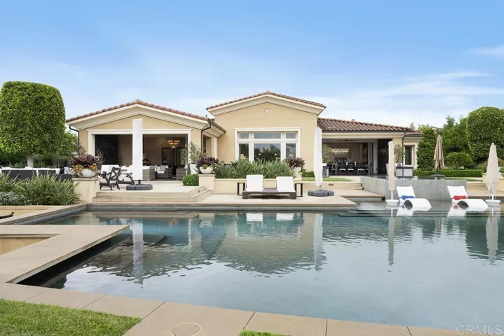 15527 Artesian Ridge Rd., San Diego, California 92127