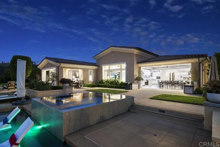 15527 Artesian Ridge Rd., San Diego, California 92127