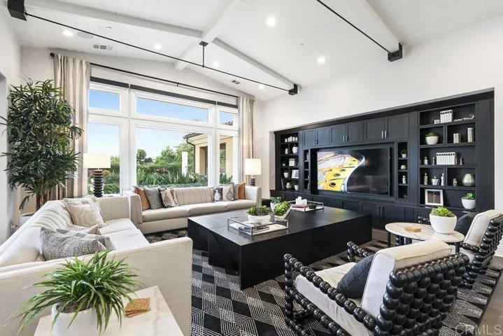 15527 Artesian Ridge Rd., San Diego, California 92127
