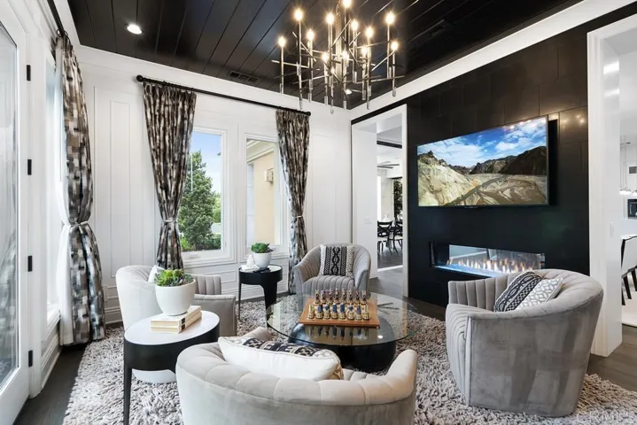 15527 Artesian Ridge Rd., San Diego, California 92127