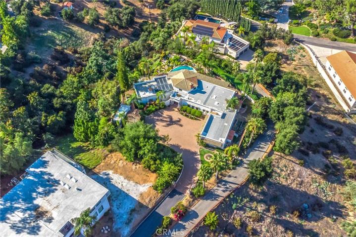 2010 Vinton Way, Redlands, California 92373