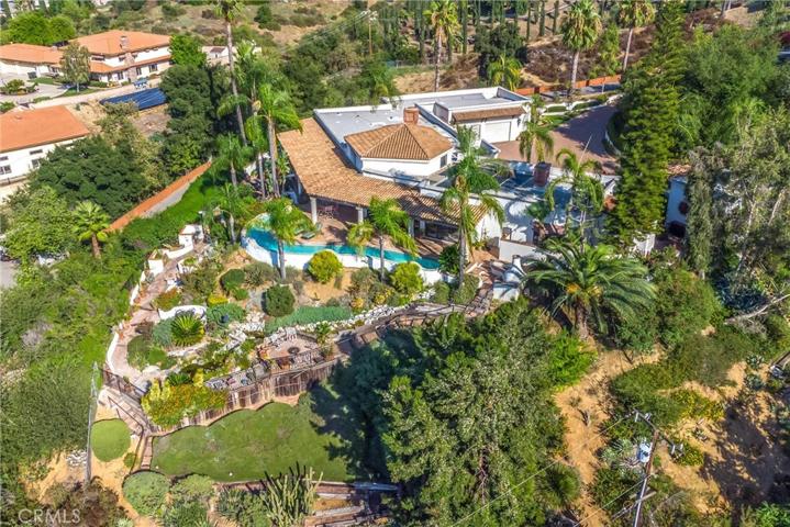 2010 Vinton Way, Redlands, California 92373