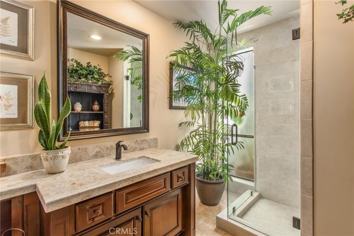 2010 Vinton Way, Redlands, California 92373