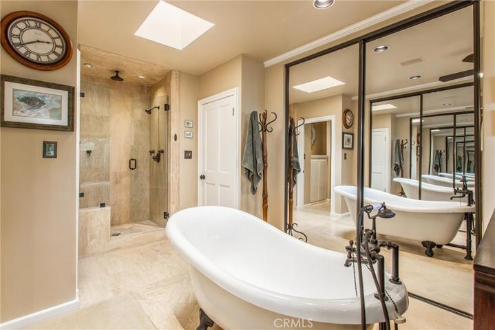 2010 Vinton Way, Redlands, California 92373