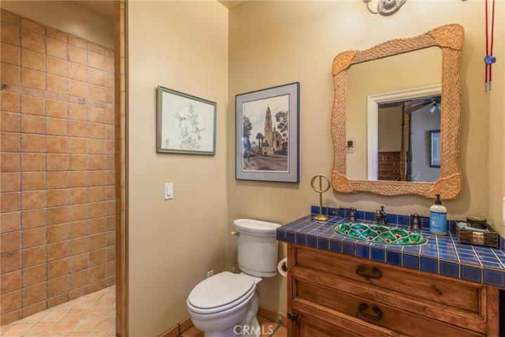 2010 Vinton Way, Redlands, California 92373