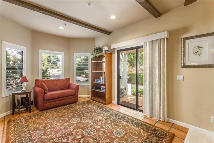 2010 Vinton Way, Redlands, California 92373