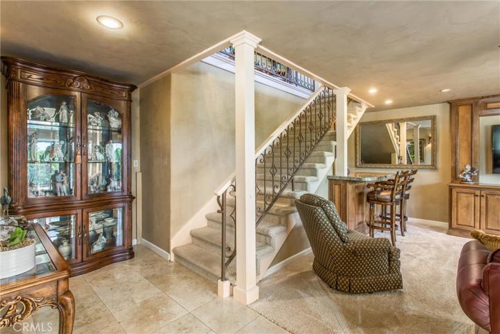 2010 Vinton Way, Redlands, California 92373