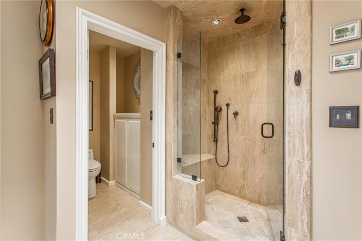 2010 Vinton Way, Redlands, California 92373