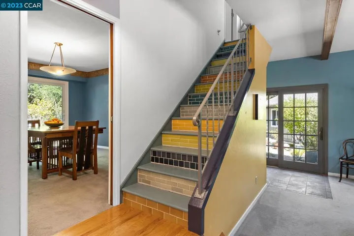 21 Donna Maria Way, Orinda, California 94563
